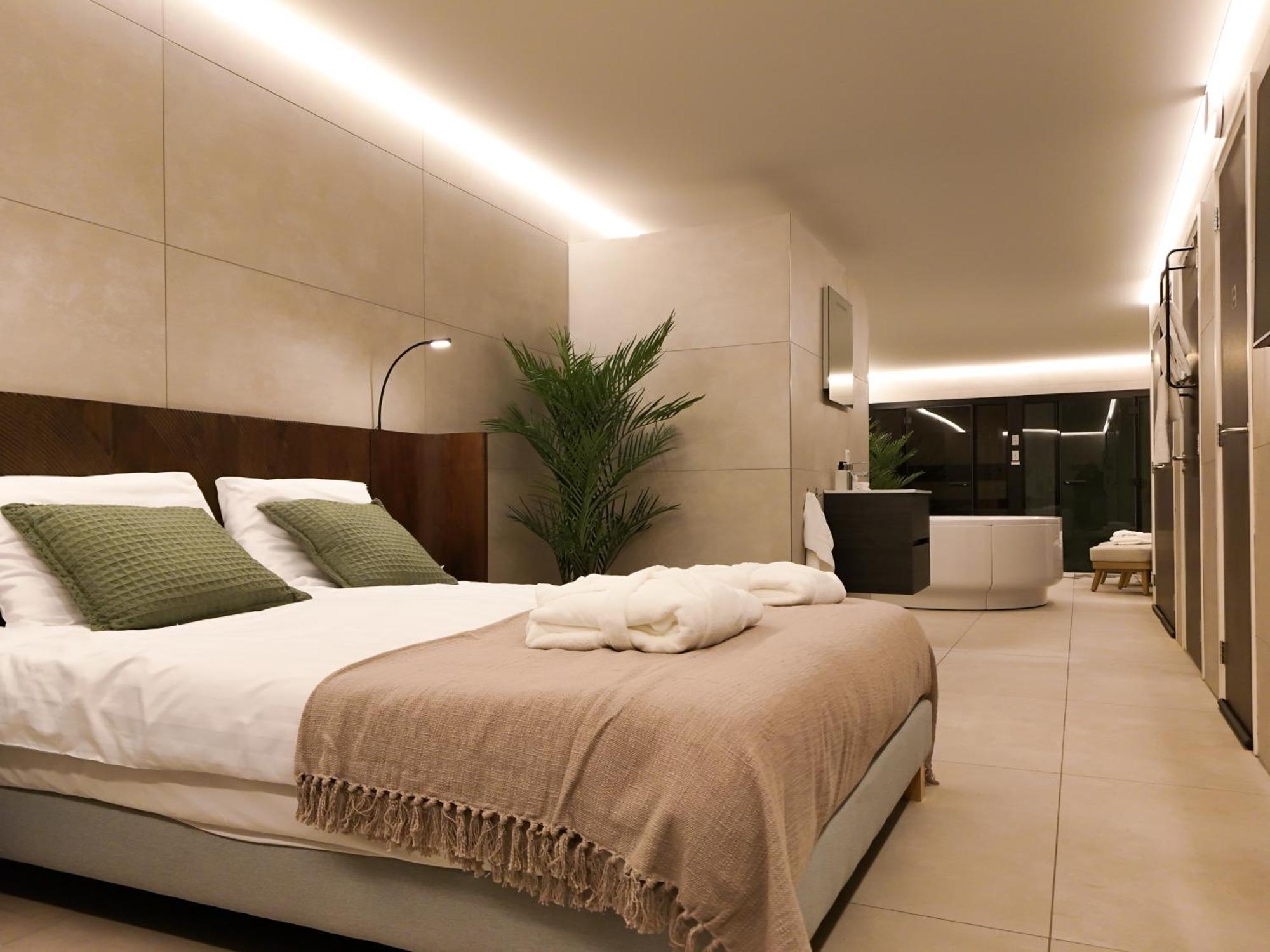 Hike & Bike Hotel Noordwolde  Eksteriør billede